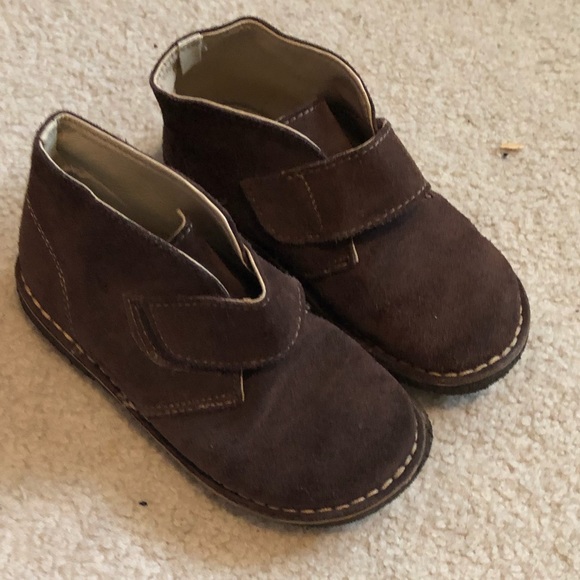 Boys light weight shoes/boots. Toddler size 11 - Picture 1 of 4